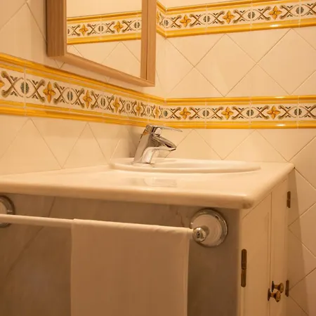 Roca Art House Дом отдыха Азойя