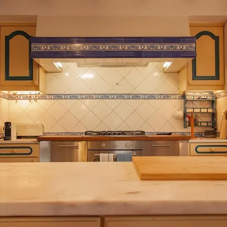 Roca Art House Дом отдыха